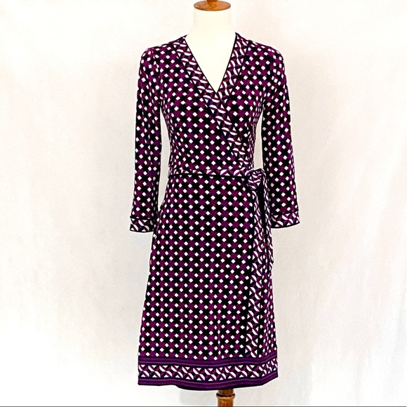 White House Black Market Dresses & Skirts - White House Black Market Pattern Wrap Dress